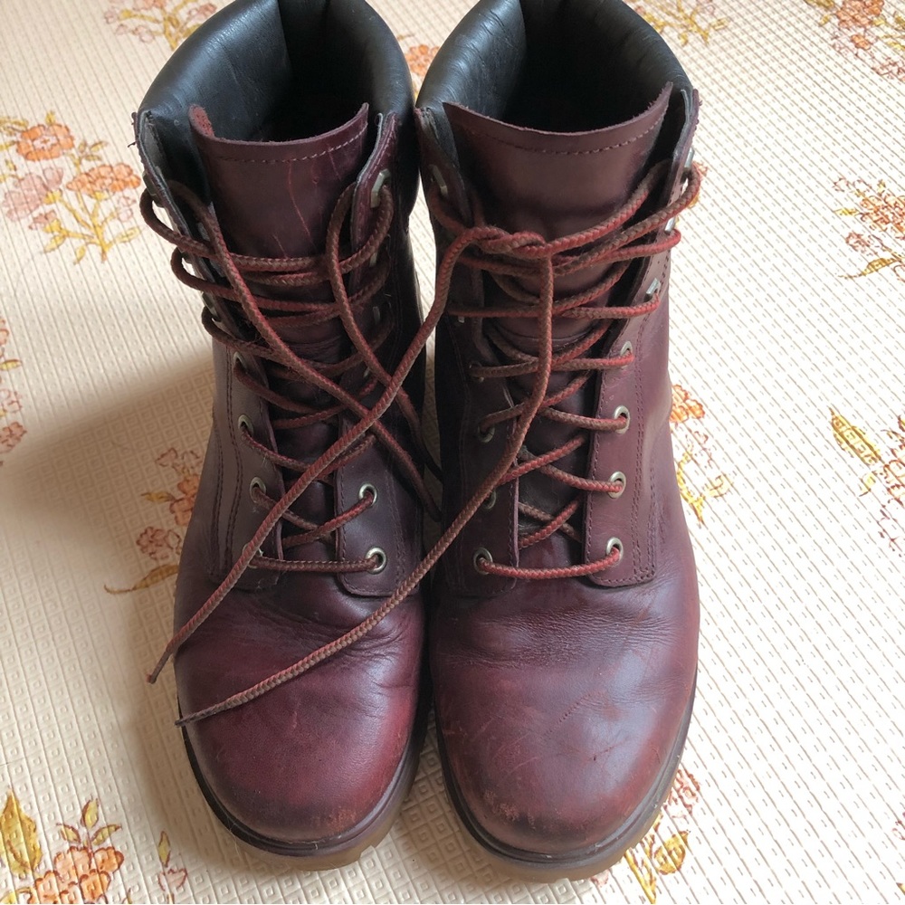Burgundy Leather Timberland Boots